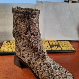 NEW ! Open Edit Faux Leather Sneak Skin Zip Up Boots Black Size 8.5